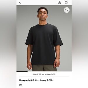 Lululemon Men's Black Shirt